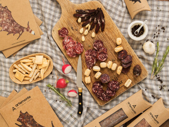 Embutido De Ciervo Y Animales De Caza Embutido De Ciervo, Jabalí Y Animales De Caza